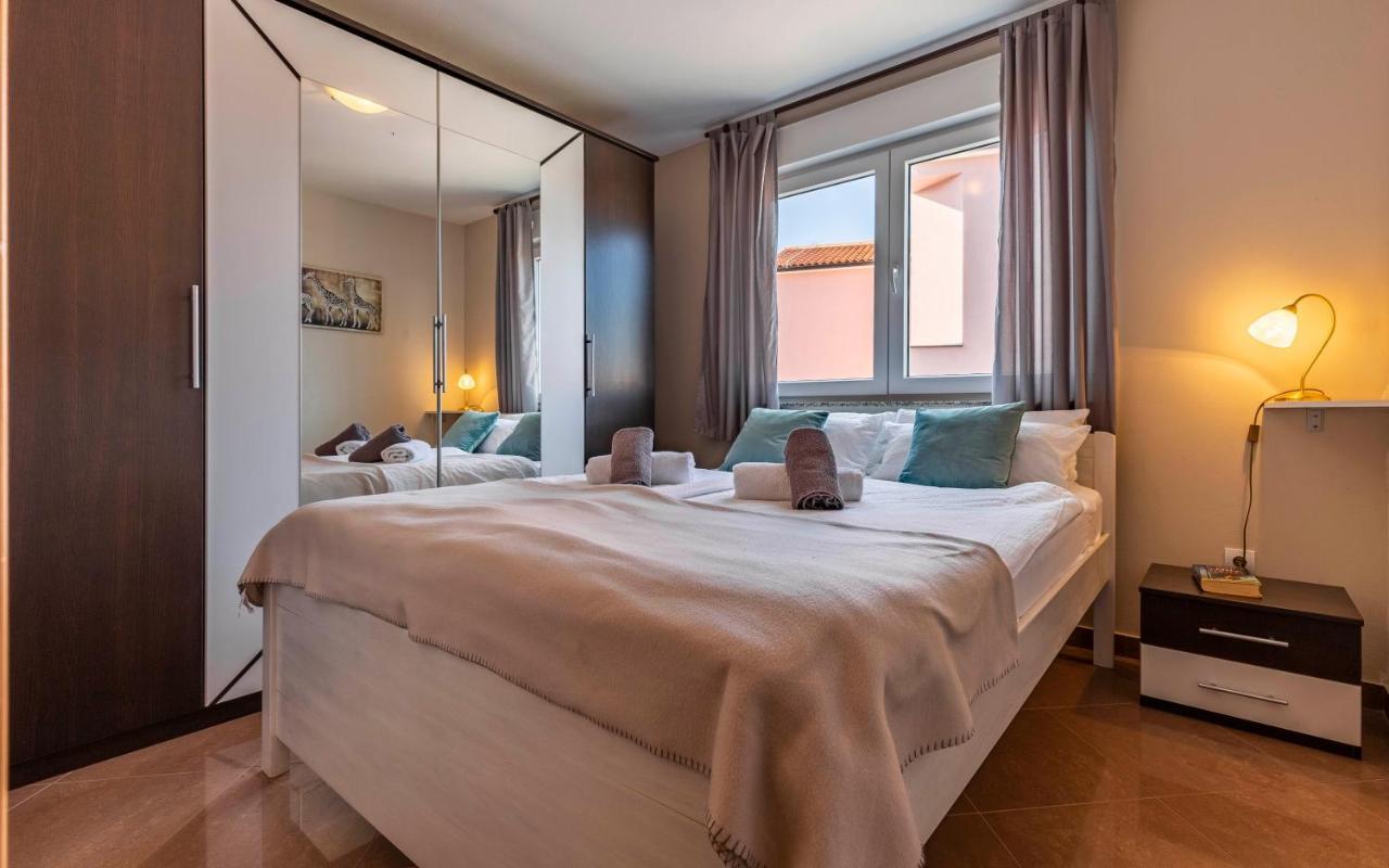 Apartments Istriensonne - Haus Stephan Медулин Екстериор снимка
