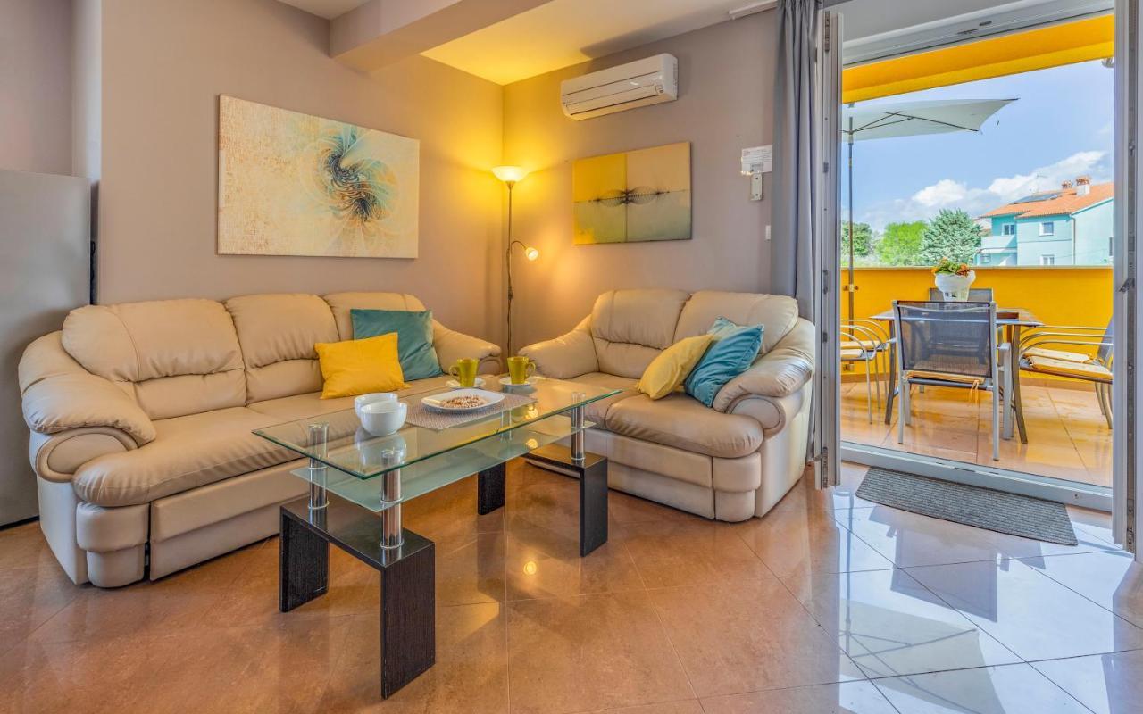 Apartments Istriensonne - Haus Stephan Медулин Екстериор снимка
