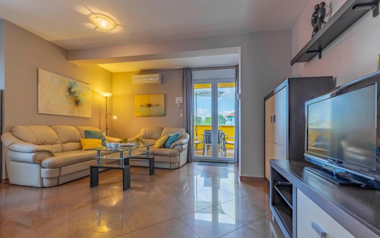 Apartments Istriensonne - Haus Stephan Медулин Екстериор снимка