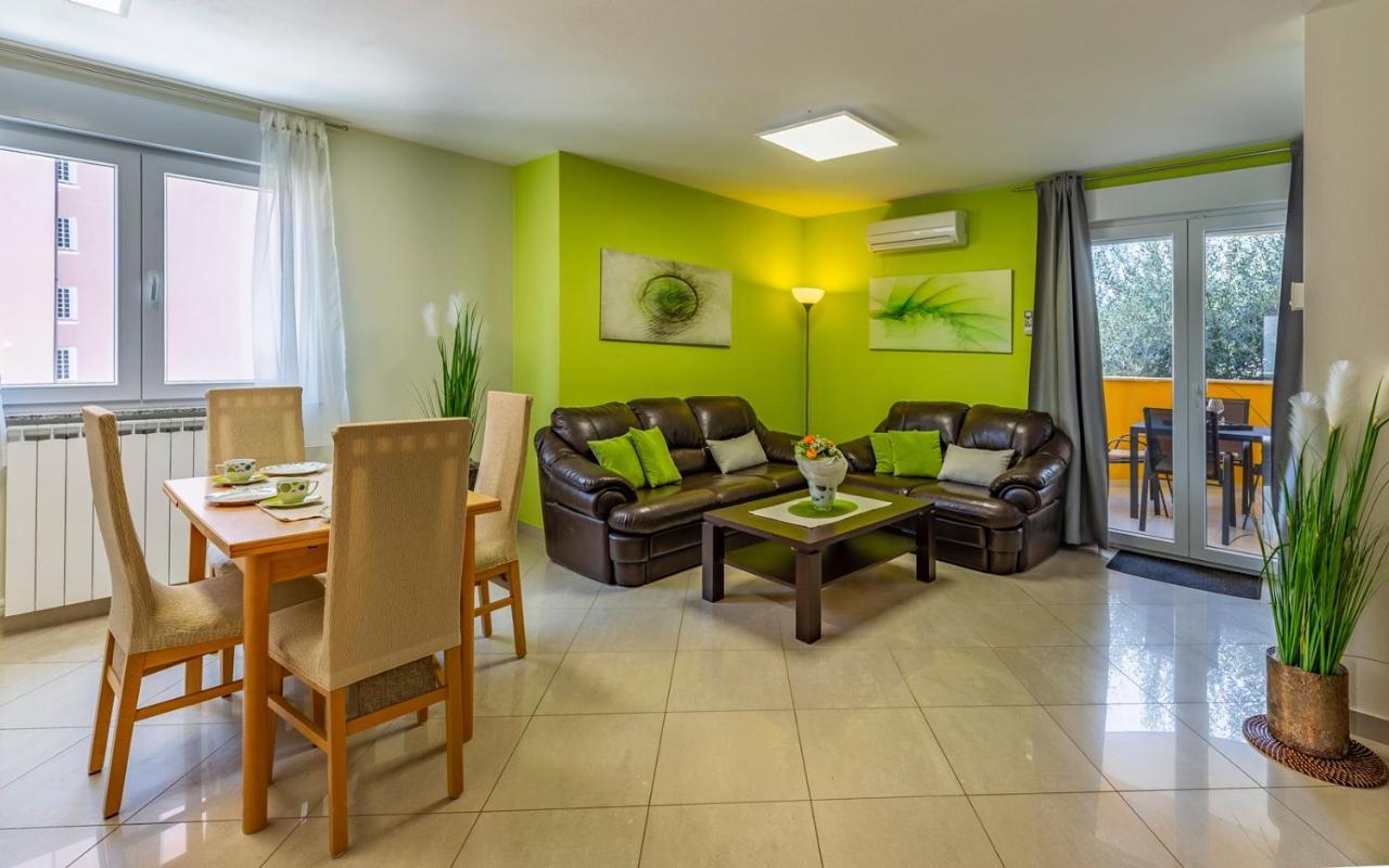 Apartments Istriensonne - Haus Stephan Медулин Екстериор снимка