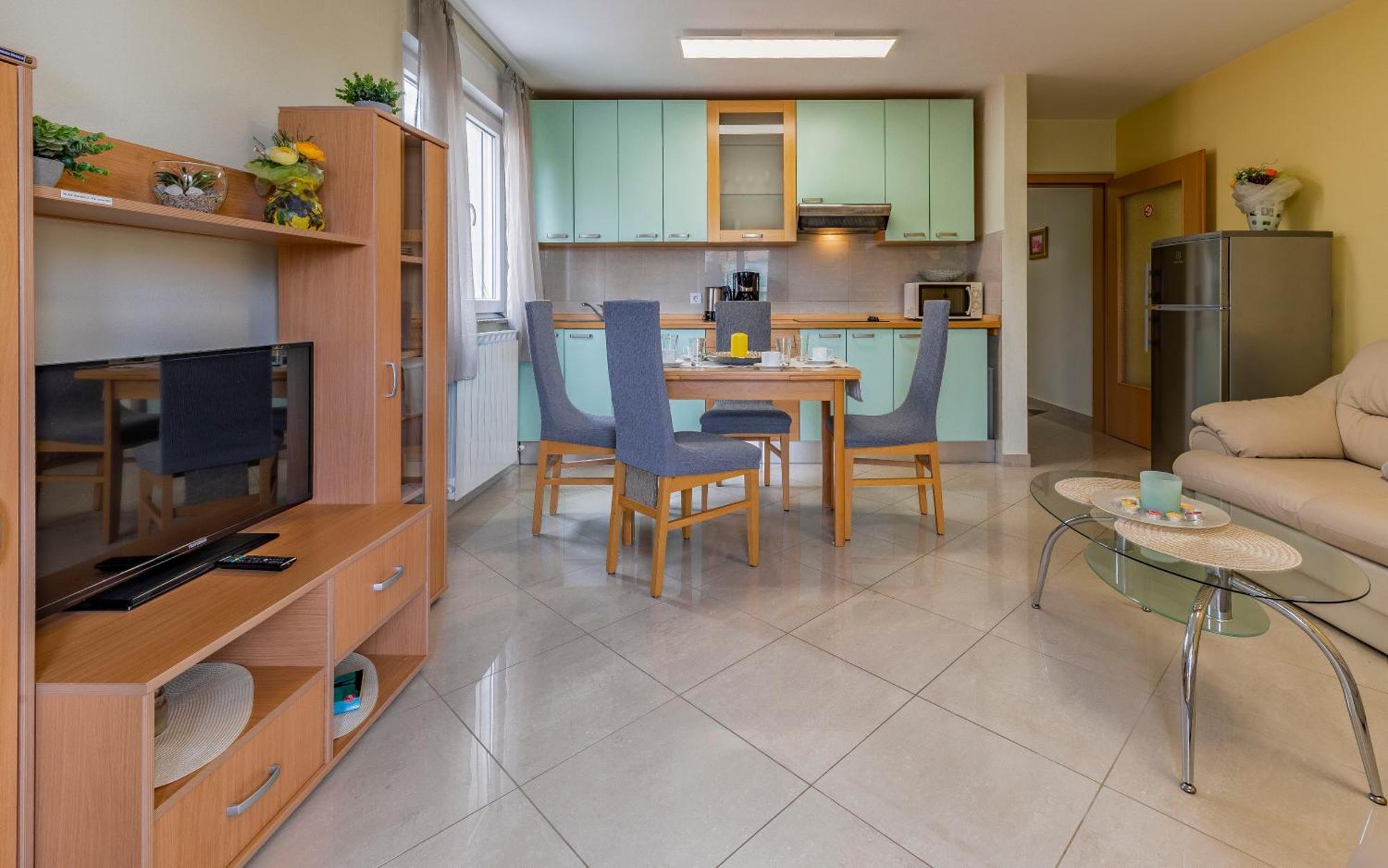 Apartments Istriensonne - Haus Stephan Медулин Екстериор снимка