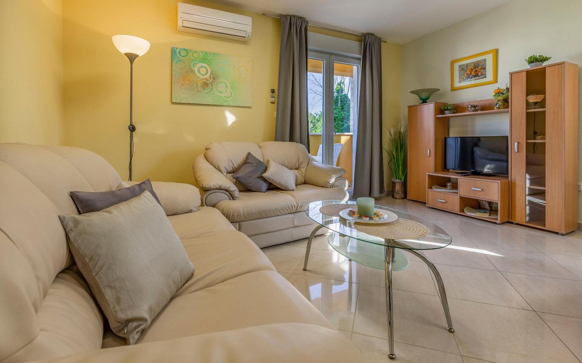 Apartments Istriensonne - Haus Stephan Медулин Екстериор снимка