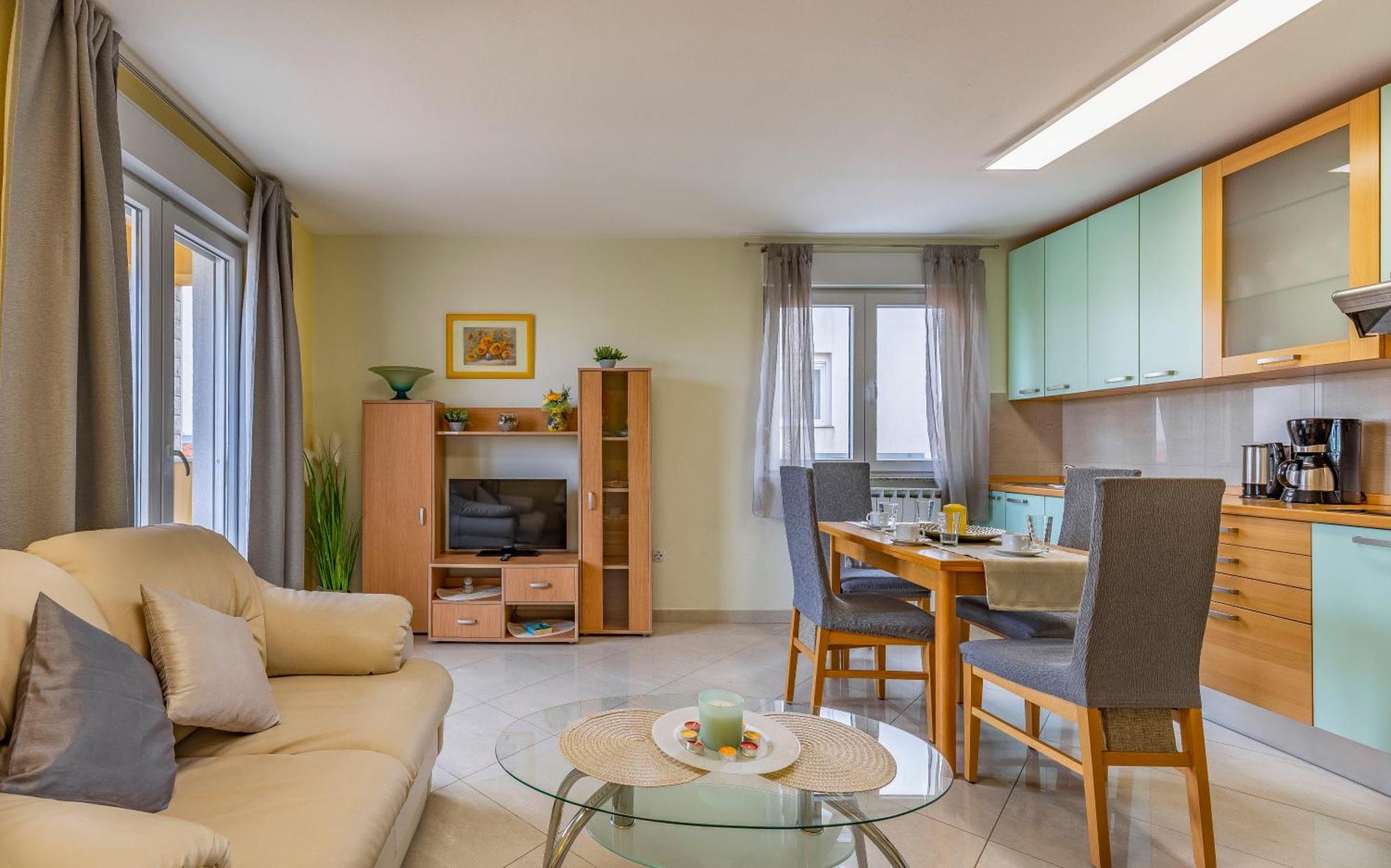 Apartments Istriensonne - Haus Stephan Медулин Екстериор снимка