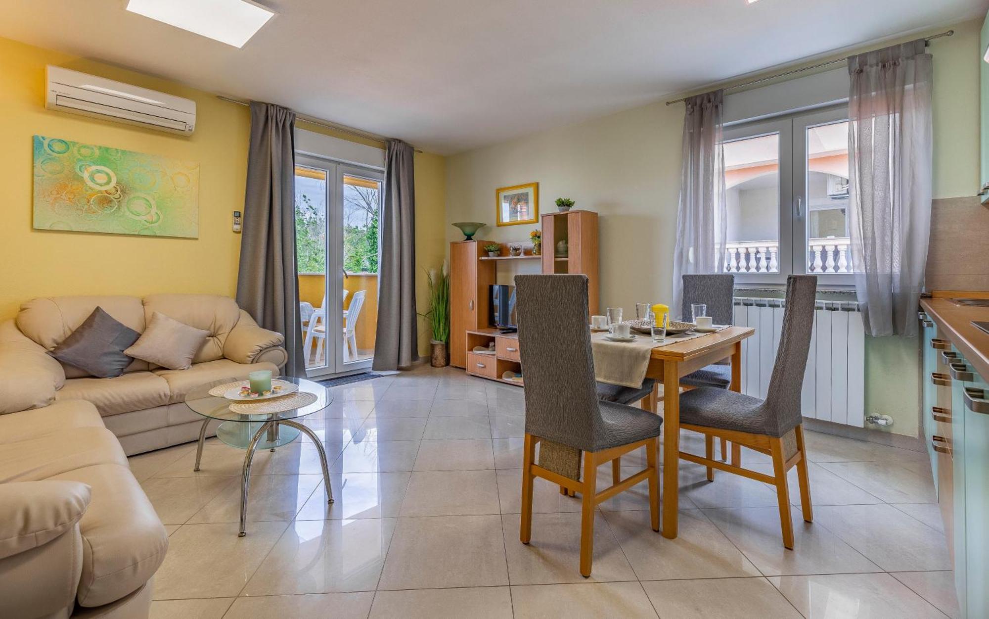 Apartments Istriensonne - Haus Stephan Медулин Екстериор снимка